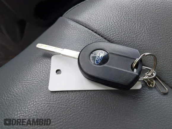 ✅ 2019 Ford Transit • VIN: 1FTYE2CM7KKB76498 • Лот: 41969392. Опубліковано раніше на IAAI з пробігом 180 444 миль. Безкоштовний доступ до архіву аукціонних продажів зі США та докладний звіт про історію автомобіля на DreamBid. Зображення 11.