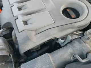 ✅ 2013 Volkswagen Passat SE • VIN: 1VWBN7A38DC127186 • Lot: 43216118. Wystawiony na IAAI z przebiegiem 173 313 mil. Bezpłatny archiwum sprzedaży aukcyjnych z USA i szczegółowy raport historii pojazdu na DreamBid. Zdjęcie 16.