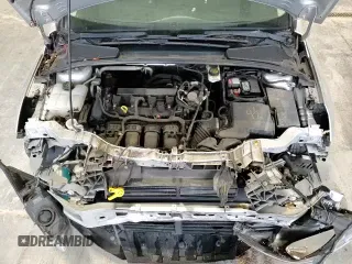 ✅ 2017 Ford Focus S • VIN: 1FADP3E26HL256992 • Lot: 82429565. Wystawiony na Copart z przebiegiem 111 448 mil. Bezpłatny archiwum sprzedaży aukcyjnych z USA i szczegółowy raport historii pojazdu na DreamBid. Zdjęcie 14.