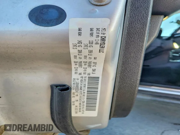 ✅ 2009 Jeep Grand Cherokee Laredo • VIN: 1J8GR48K99C521417 • Lot: 54307556. Listed on Copart with 126,088 mi. Free auction sales archive from the USA and detailed vehicle history report at DreamBid. Image 12.