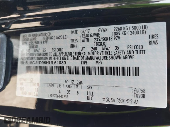 ✅ 2017 Lincoln MKC Premiere • VIN: 5LMCJ1D96HUL61030 • Lot: 41931777. Wystawiony na IAAI z przebiegiem 120 710 mil. Bezpłatny archiwum sprzedaży aukcyjnych z USA i szczegółowy raport historii pojazdu na DreamBid. Zdjęcie 9.