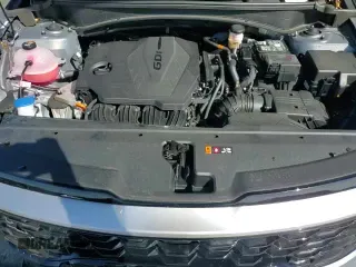 ✅ 2025 Kia Sportage EX • VIN: 5XYK33DF7SG322034 • Lot: 92036535. Listed on Copart with 9,127 mi. Free auction sales archive from the USA and detailed vehicle history report at DreamBid. Image 14.