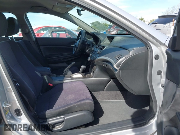 ✅ 2012 Honda Accord LX • VIN: 1HGCP2F35CA229375 • Lot: 44457366. Wystawiony na IAAI z przebiegiem 96 393 mil. Bezpłatny archiwum sprzedaży aukcyjnych z USA i szczegółowy raport historii pojazdu na DreamBid. Zdjęcie 5.