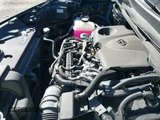 ✅ 2022 Toyota Sienna Platinum • VIN: 5TDERKEC9NS087329 • Lot: 43626648. Wystawiony na IAAI z przebiegiem 66 224 mil. Bezpłatny archiwum sprzedaży aukcyjnych z USA i szczegółowy raport historii pojazdu na DreamBid. Zdjęcie 12.