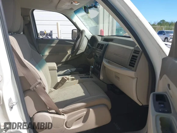 ✅ 2008 Jeep Liberty Sport • VIN: 1J8GN28K58W253172 • Lot: 41661266. Listed on IAAI with 151,614 mi. Free auction sales archive from the USA and detailed vehicle history report at DreamBid. Image 5.