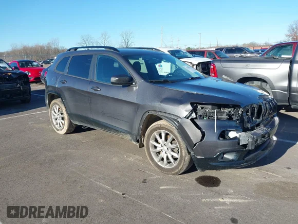 ✅ 2018 Jeep Cherokee Latitude • VIN: 1C4PJMCB3JD586610 • Лот: 44110546. Опубліковано раніше на IAAI з пробігом 82 208 миль. Безкоштовний доступ до архіву аукціонних продажів зі США та докладний звіт про історію автомобіля на DreamBid. Зображення 1.