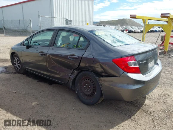 ✅ 2012 Honda Civic LX • VIN: 2HGFB2F50CH571962 • Лот: 45292511. Опубліковано раніше на IAAI з пробігом 155 768 миль. Безкоштовний доступ до архіву аукціонних продажів зі США та докладний звіт про історію автомобіля на DreamBid. Зображення 3.
