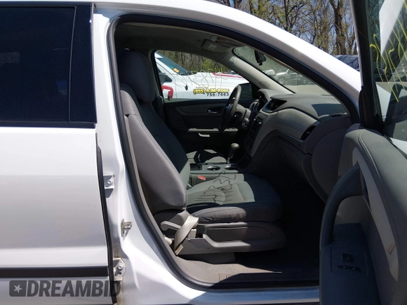 ✅ 2017 Chevrolet Traverse LS • VIN: 1GNKVFEDXHJ243062 • Lot: 44783135. Wystawiony na IAAI z przebiegiem 94 856 mil. Bezpłatny archiwum sprzedaży aukcyjnych z USA i szczegółowy raport historii pojazdu na DreamBid. Zdjęcie 5.