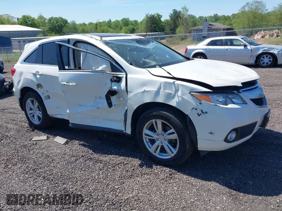 ✅ 2014 Acura RDX Technology • VIN: 5J8TB3H59EL014382 • Lot: 44792815. Wystawiony na IAAI z przebiegiem 106 435 mil. Bezpłatny archiwum sprzedaży aukcyjnych z USA i szczegółowy raport historii pojazdu na DreamBid. Zdjęcie 1.