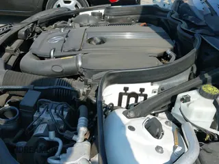 ✅ 2015 Mercedes-Benz C 250 • VIN: WDDGJ4HB4FG367661 • Lot: 42749218. Wystawiony na IAAI z przebiegiem 68 277 mil. Bezpłatny archiwum sprzedaży aukcyjnych z USA i szczegółowy raport historii pojazdu na DreamBid. Zdjęcie 20.