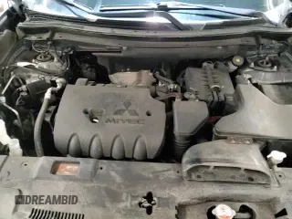 ✅ 2017 Mitsubishi Outlander SE • VIN: JA4AZ3A30HZ052587 • Lot: 90338055. Wystawiony na Copart z przebiegiem 131 820 mil. Bezpłatny archiwum sprzedaży aukcyjnych z USA i szczegółowy raport historii pojazdu na DreamBid. Zdjęcie 14.