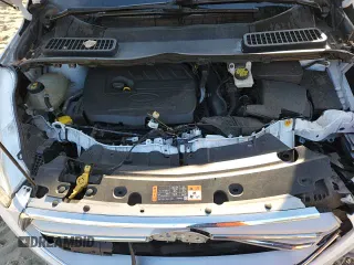 ✅ 2018 Ford Escape SE • VIN: 1FMCU9GD1JUB45701 • Лот: 93518545. Опубликован ранее на Copart с пробегом 124 969 миль. Бесплатный доступ к архиву аукционных продаж из США и подробный отчёт об истории автомобиля на DreamBid. Изображение 16.