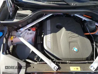 ✅ 2025 BMW X5 xDrive50e • VIN: 5UX43EU04S9Z29217 • Lot: 90710795. Listed on Copart with 3,582 mi. Free auction sales archive from the USA and detailed vehicle history report at DreamBid. Image 17.