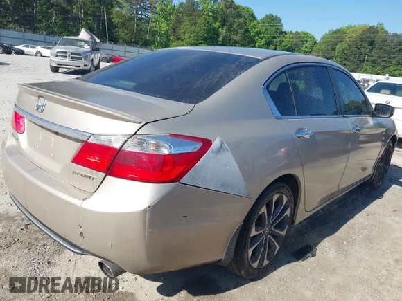 ✅ 2014 Honda Accord Sport • VIN: 1HGCR2F51EA186779 • Lot: 44734124. Wystawiony na IAAI z przebiegiem 312 863 mil. Bezpłatny archiwum sprzedaży aukcyjnych z USA i szczegółowy raport historii pojazdu na DreamBid. Zdjęcie 4.