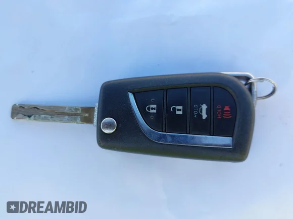 ✅ 2020 Toyota Camry SE • VIN: 4T1G11AK2LU360235 • Lot: 44160948. Wystawiony na IAAI z przebiegiem Nie podano. Bezpłatny archiwum sprzedaży aukcyjnych z USA i szczegółowy raport historii pojazdu na DreamBid. Zdjęcie 11.