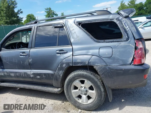 ✅ 2004 Toyota 4Runner SR5 • VIN: JTEBT14R840035109 • Lot: 45280162. Listed on IAAI with 214,562 mi. Free auction sales archive from the USA and detailed vehicle history report at DreamBid. Image 6.
