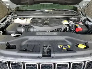 ✅ 2024 Jeep Wagoneer Series II • VIN: 1C4SJSBP8RS110064 • Лот: 86236215. Опубликован ранее на Copart с пробегом 54 018 миль. Бесплатный доступ к архиву аукционных продаж из США и подробный отчёт об истории автомобиля на DreamBid. Изображение 14.