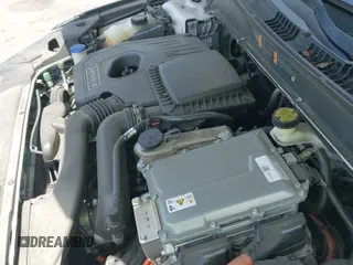 ✅ 2017 Lincoln MKZ Hybrid Select • VIN: 3LN6L5LUXHR600982 • Lot: 42266287. Wystawiony na IAAI z przebiegiem 201 450 mil. Bezpłatny archiwum sprzedaży aukcyjnych z USA i szczegółowy raport historii pojazdu na DreamBid. Zdjęcie 19.