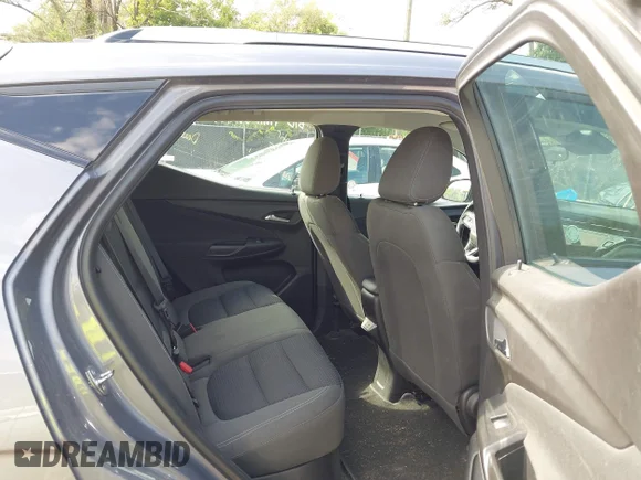 ✅ 2023 Chevrolet Bolt EUV LT • VIN: 1G1FY6S07P4133708 • Lot: 43302633. Wystawiony na IAAI z przebiegiem 68 010 mil. Bezpłatny archiwum sprzedaży aukcyjnych z USA i szczegółowy raport historii pojazdu na DreamBid. Zdjęcie 8.