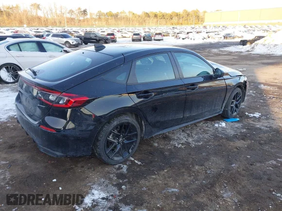 ✅ 2024 Honda Civic Sport • VIN: 19XFL2H87RE037008 • Lot: 44236348. Wystawiony na IAAI z przebiegiem 13 748 mil. Bezpłatny archiwum sprzedaży aukcyjnych z USA i szczegółowy raport historii pojazdu na DreamBid. Zdjęcie 4.