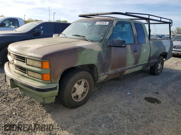 ✅ 1998 Chevrolet Silverado 1500 • VIN: 2GCEC19RXW1229089 • Лот: 41950636. Опубликован ранее на Copart с пробегом 226 522 миль. Бесплатный доступ к архиву аукционных продаж из США и подробный отчёт об истории автомобиля на DreamBid. Изображение 1.