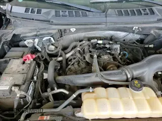 ✅ 2019 Ford F-150 XL • VIN: 1FTEW1EP1KKC33151 • Лот: 66841045. Опубликован ранее на Copart с пробегом 117 863 миль. Бесплатный доступ к архиву аукционных продаж из США и подробный отчёт об истории автомобиля на DreamBid. Изображение 13.