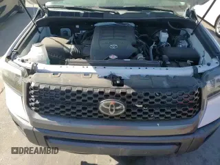 ✅ 2018 Toyota Tundra SR • VIN: 5TFUM5F12JX077318 • Lot: 69653245. Listed on Copart with 26,300 mi. Free auction sales archive from the USA and detailed vehicle history report at DreamBid. Image 13.