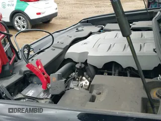 ✅ 2019 Lexus GX 460 • VIN: JTJBM7FX1K5234807 • Lot: 41698626. Listed on IAAI with 36,471 mi. Free auction sales archive from the USA and detailed vehicle history report at DreamBid. Image 19.