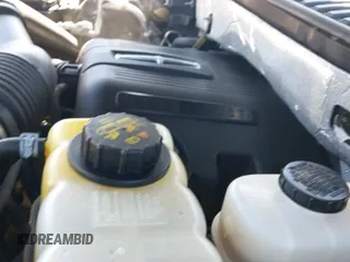 ✅ 2015 Lincoln Navigator • VIN: 5LMJJ2HT9FEJ03983 • Lot: 43822007. Wystawiony na IAAI z przebiegiem 175 045 mil. Bezpłatny archiwum sprzedaży aukcyjnych z USA i szczegółowy raport historii pojazdu na DreamBid. Zdjęcie 19.