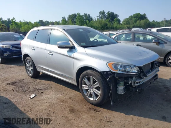 ✅ 2016 Volvo XC60 T5 Premier • VIN: YV4612RK4G2782953 • Lot: 42423058. Wystawiony na IAAI z przebiegiem 32 617 mil. Bezpłatny archiwum sprzedaży aukcyjnych z USA i szczegółowy raport historii pojazdu na DreamBid. Zdjęcie 1.