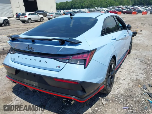 ✅ 2025 Hyundai Elantra • VIN: KMHLW4DKXSU032055 • Lot: 45316578. Listed on IAAI with 17,003 mi. Free auction sales archive from the USA and detailed vehicle history report at DreamBid. Image 4.