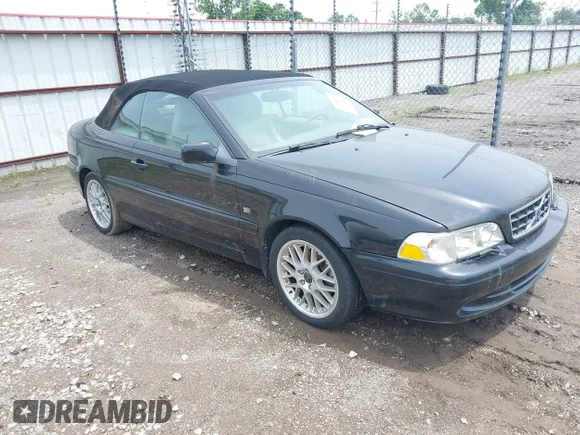 ✅ 2003 Volvo C70 • VIN: YV1NC63DX3J035507 • Lot: 42528298. Wystawiony na IAAI z przebiegiem 60 955 mil. Bezpłatny archiwum sprzedaży aukcyjnych z USA i szczegółowy raport historii pojazdu na DreamBid. Zdjęcie 1.