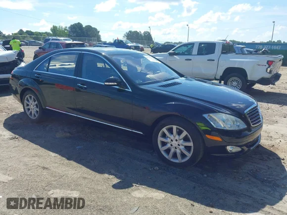 ✅ 2008 Mercedes-Benz S 550 • VIN: WDDNG71XX8A157987 • Lot: 45361156. Wystawiony na IAAI z przebiegiem 130 188 mil. Bezpłatny archiwum sprzedaży aukcyjnych z USA i szczegółowy raport historii pojazdu na DreamBid. Zdjęcie 1.
