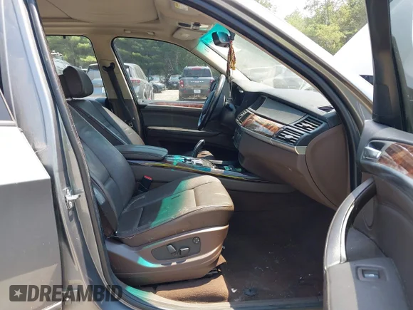 ✅ 2008 BMW X5 3.0si • VIN: 5UXFE43538L008208 • Lot: 45399977. Listed on IAAI with Not provided. Free auction sales archive from the USA and detailed vehicle history report at DreamBid. Image 5.