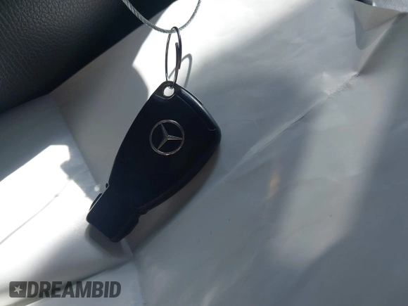 ✅ 2002 Mercedes-Benz C 230/260/280/320 • VIN: WDBRF61J02F185505 • Lot: 45305994. Wystawiony na IAAI z przebiegiem 187 358 mil. Bezpłatny archiwum sprzedaży aukcyjnych z USA i szczegółowy raport historii pojazdu na DreamBid. Zdjęcie 11.