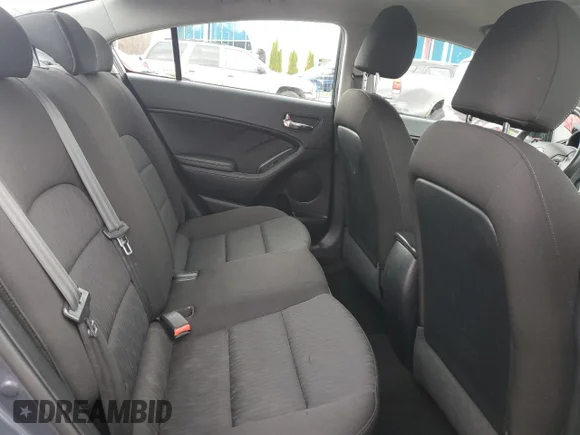 ✅ 2016 Kia Forte LX • VIN: KNAFK4A69G5470018 • Lot: 81664754. Wystawiony na Copart z przebiegiem 128 255 mil. Bezpłatny archiwum sprzedaży aukcyjnych z USA i szczegółowy raport historii pojazdu na DreamBid. Zdjęcie 10.
