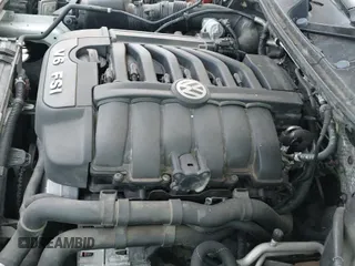 ✅ 2014 Volkswagen Touareg Sport • VIN: WVGEF9BP8ED013755 • Lot: 41991936. Listed on IAAI with 126,912 mi. Free auction sales archive from the USA and detailed vehicle history report at DreamBid. Image 19.