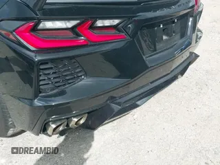 ✅ 2022 Chevrolet Corvette 2LT • VIN: 1G1YB3D44N5116509 • Lot: 41730110. Wystawiony na IAAI z przebiegiem 7 812 mil. Bezpłatny archiwum sprzedaży aukcyjnych z USA i szczegółowy raport historii pojazdu na DreamBid. Zdjęcie 19.