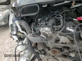 ✅ 2018 Ford Transit • VIN: 1FTYR1YG0JKB56223 • Lot: 91354475. Wystawiony na Copart z przebiegiem 143 138 mil. Bezpłatny archiwum sprzedaży aukcyjnych z USA i szczegółowy raport historii pojazdu na DreamBid. Zdjęcie 13.