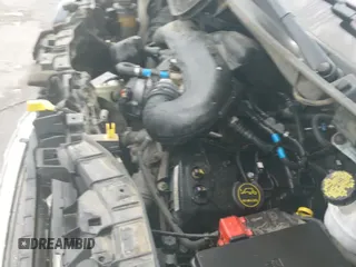 ✅ 2018 Ford Transit • VIN: 1FTYR2ZM4JKA85120 • Lot: 42190858. Wystawiony na IAAI z przebiegiem 135 740 mil. Bezpłatny archiwum sprzedaży aukcyjnych z USA i szczegółowy raport historii pojazdu na DreamBid. Zdjęcie 20.