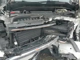 ✅ 2019 Chevrolet Silverado 1500 High Country • VIN: 3GCPWFED3KG140022 • Lot: 45001935. Wystawiony na Copart z przebiegiem 105 154 mil. Bezpłatny archiwum sprzedaży aukcyjnych z USA i szczegółowy raport historii pojazdu na DreamBid. Zdjęcie 15.