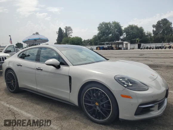 ✅ 2018 Porsche Panamera • VIN: WP0AA2A7XJL116637 • Лот: 59530715. Опубліковано раніше на Copart з пробігом 51 598 миль. Безкоштовний доступ до архіву аукціонних продажів зі США та докладний звіт про історію автомобіля на DreamBid. Зображення 4.