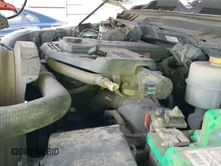 ✅ 2015 Ram 2500 SLT • VIN: 3C6UR5DL9FG638641 • Lot: 42822298. Listed on IAAI with 305,249 mi. Free auction sales archive from the USA and detailed vehicle history report at DreamBid. Image 19.