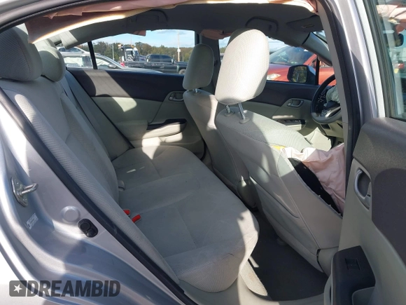 ✅ 2012 Honda Civic LX • VIN: 2HGFB2F58CH585611 • Lot: 43498849. Wystawiony na IAAI z przebiegiem 102 667 mil. Bezpłatny archiwum sprzedaży aukcyjnych z USA i szczegółowy raport historii pojazdu na DreamBid. Zdjęcie 8.