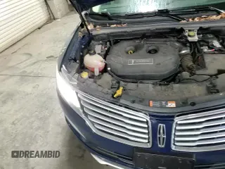 ✅ 2018 Lincoln MKC Reserve • VIN: 5LMCJ3D94JUL14080 • Lot: 91262955. Wystawiony na Copart z przebiegiem 66 583 mil. Bezpłatny archiwum sprzedaży aukcyjnych z USA i szczegółowy raport historii pojazdu na DreamBid. Zdjęcie 17.