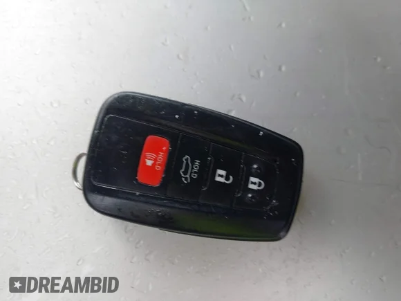 ✅ 2023 Toyota Highlander XLE • VIN: 5TDKDRBH4PS022546 • Lot: 44921758. Wystawiony na IAAI z przebiegiem 63 769 mil. Bezpłatny archiwum sprzedaży aukcyjnych z USA i szczegółowy raport historii pojazdu na DreamBid. Zdjęcie 11.