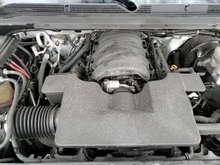 ✅ 2018 GMC Yukon Denali • VIN: 1GKS1CKJ9JR360110 • Lot: 85764905. Listed on Copart with 131,359 mi. Free auction sales archive from the USA and detailed vehicle history report at DreamBid. Image 17.