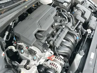 ✅ 2024 Hyundai Elantra SEL • VIN: KMHLM4DG0RU812898 • Lot: 43446196. Listed on IAAI with 11,043 mi. Free auction sales archive from the USA and detailed vehicle history report at DreamBid. Image 19.