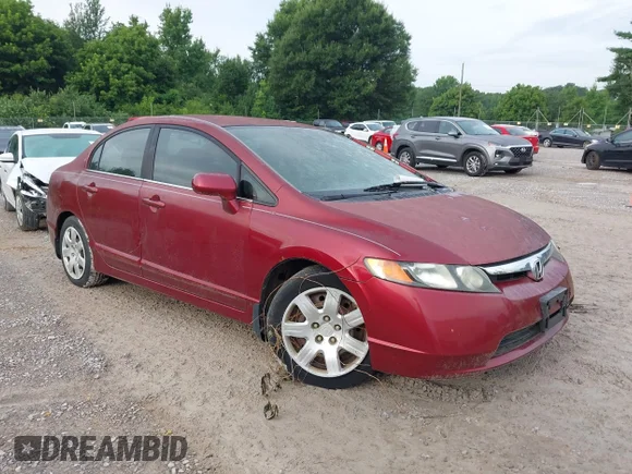 ✅ 2006 Honda Civic LX • VIN: 1HGFA16526L113103 • Lot: 45602913. Wystawiony na IAAI z przebiegiem 234 595 mil. Bezpłatny archiwum sprzedaży aukcyjnych z USA i szczegółowy raport historii pojazdu na DreamBid. Zdjęcie 1.
