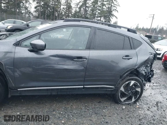 ✅ 2024 Subaru Crosstrek Limited • VIN: 4S4GUHM68R3791692 • Lot: 44394856. Wystawiony na IAAI z przebiegiem 17 239 mil. Bezpłatny archiwum sprzedaży aukcyjnych z USA i szczegółowy raport historii pojazdu na DreamBid. Zdjęcie 6.
